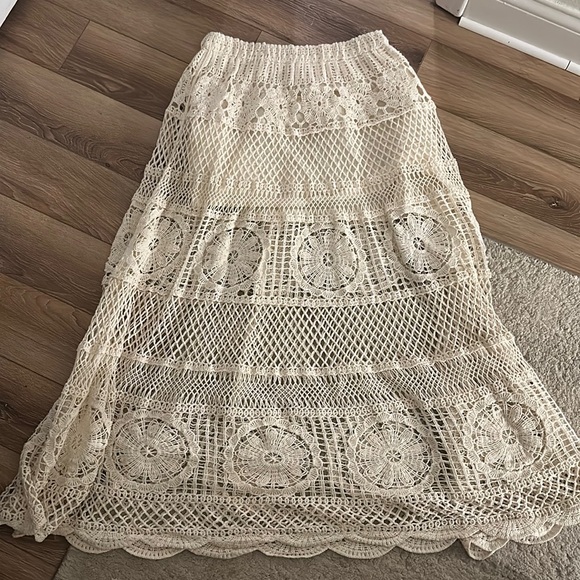 New POL crochet maxi skirt - Picture 8 of 12